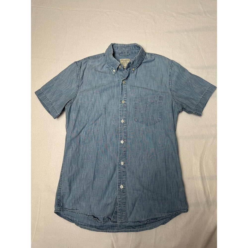 American Eagle Outfitters Womens Chambray Short Sleeve Button Down Shirt